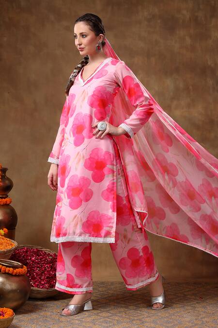 Pomcha Jaipur Pink Muslin, Organza Lace, Embroidery Floral Printed Kurta Set With Dupatta at Aza Fashions Pomcha Jaipur_Pink Muslin, Organza Lace, Embroidery Floral Printed Kurta Set With Dupatta _at_Aza_Fashions