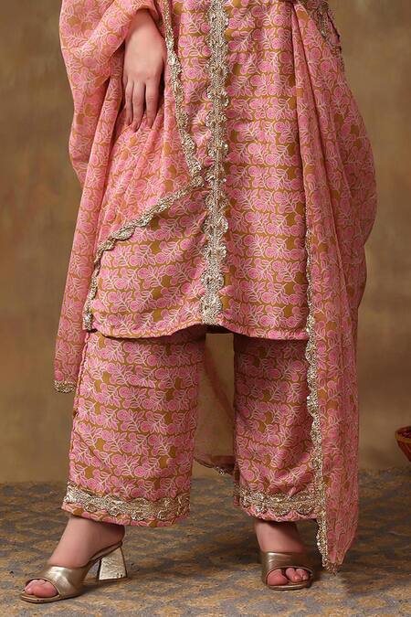 Buy Pomcha Jaipur Brown Muslin, Organza Gota Patti Sweetheart Floral Lace Embellished Kurta Set Online at Aza Fashions Buy_Pomcha Jaipur_Brown Muslin, Organza Gota Patti Sweetheart Floral Lace Embellished Kurta Set _Online_at_Aza_Fashions