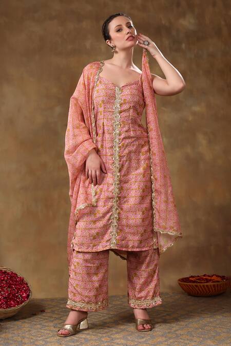 Shop Pomcha Jaipur Brown Muslin, Organza Gota Patti Sweetheart Floral Lace Embellished Kurta Set Online at Aza Fashions Shop_Pomcha Jaipur_Brown Muslin, Organza Gota Patti Sweetheart Floral Lace Embellished Kurta Set _Online_at_Aza_Fashions