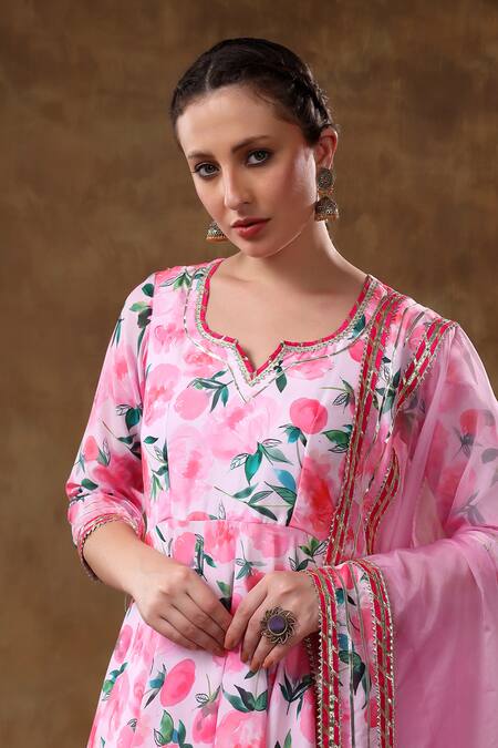 Buy_Pomcha Jaipur_Pink Muslin, Organza Gota Patti, Embroidery Split Lace Embellished Anarkali Set 