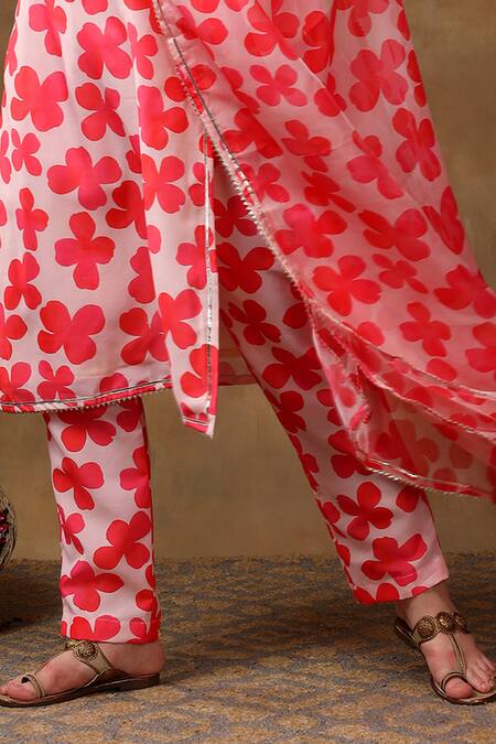 Buy Pomcha Jaipur Orange Muslin, Organza Gota Patti Round Florence Print Embellished Kurta Set Online at Aza Fashions Buy_Pomcha Jaipur_Orange Muslin, Organza Gota Patti Round Florence Print Embellished Kurta Set _Online_at_Aza_Fashions