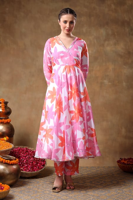 Shop Pomcha Jaipur Pink Muslin, Organza Gota Patti, Embroidery V-neck Florette Print Anarkali Set Shop_Pomcha Jaipur_Pink Muslin, Organza Gota Patti, Embroidery V-neck Florette Print Anarkali Set