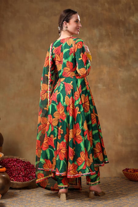 Pomcha Jaipur Green Muslin, Organza Gota Patti Round Neck Leaf Print Anarkali Set Online at Aza Fashions Pomcha Jaipur_Green Muslin, Organza Gota Patti Round Neck Leaf Print Anarkali Set _Online_at_Aza_Fashions