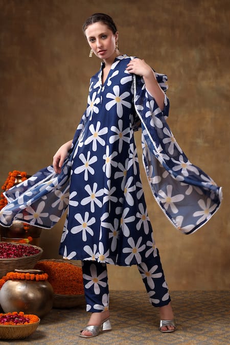 Buy Pomcha Jaipur Blue Muslin, Organza Embroidery Mandarin Collar Daisy Print Kurta Pant Set Buy_Pomcha Jaipur_Blue Muslin, Organza Embroidery Mandarin Collar Daisy Print Kurta Pant Set