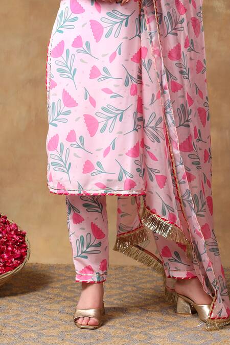Pomcha Jaipur Pink Muslin, Organza Gota Patti Round Neck Floral Print Kurta Pant Set at Aza Fashions Pomcha Jaipur_Pink Muslin, Organza Gota Patti Round Neck Floral Print Kurta Pant Set _at_Aza_Fashions