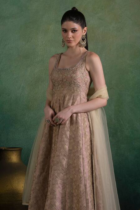 Buy Lashkaraa Gold Brocade, Net, Satin Zari, Sequins Square And Peach Embroidered Anarkali Set Online at Aza Fashions Buy_Lashkaraa_Gold Brocade, Net, Satin Zari, Sequins Square And Peach Embroidered Anarkali Set_Online_at_Aza_Fashions