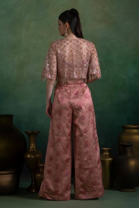 Shop Lashkaraa Peach Brocade, Net Sequins, Zari, Embroidery Round Neck Bloom Jaal Set at Aza Fashions Shop_Lashkaraa_Peach Brocade, Net Sequins, Zari, Embroidery Round Neck Bloom Jaal Set_at_Aza_Fashions