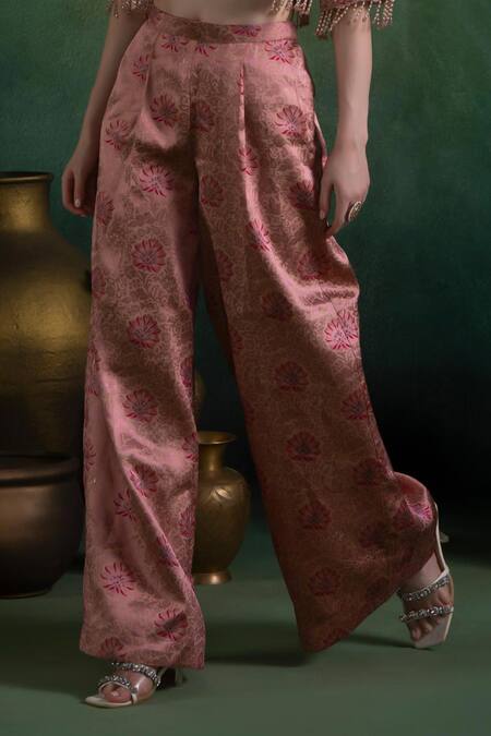 Lashkaraa Peach Brocade, Net Sequins, Zari, Embroidery Round Neck Bloom Jaal Set Online at Aza Fashions Lashkaraa_Peach Brocade, Net Sequins, Zari, Embroidery Round Neck Bloom Jaal Set_Online_at_Aza_Fashions