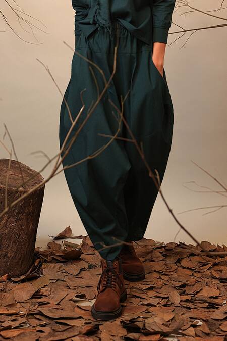 Buy_MATI_1_Green Cotton Solid Balloon Pant _Online_at_Aza_Fashions