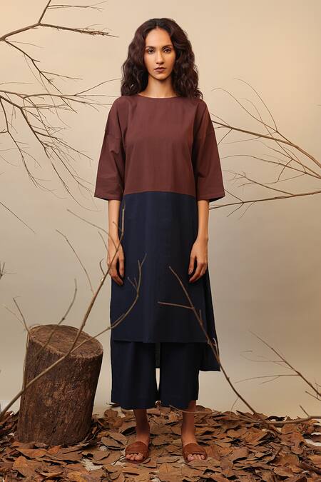 MATI_1 Blue Cotton Solid Capri Pant Online at Aza Fashions MATI_1_Blue Cotton Solid Capri Pant _Online_at_Aza_Fashions