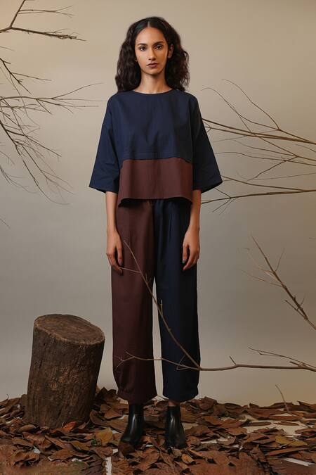 MATI_1 Blue Cotton Round Neck And Brown Color Block Crop Top Online at Aza Fashions MATI_1_Blue Cotton Round Neck And Brown Color Block Crop Top _Online_at_Aza_Fashions