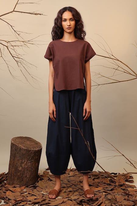 MATI_1 Brown Cotton Round Neck Color Blocked Kaftan Top Online at Aza Fashions MATI_1_Brown Cotton Round Neck Color Blocked Kaftan Top _Online_at_Aza_Fashions