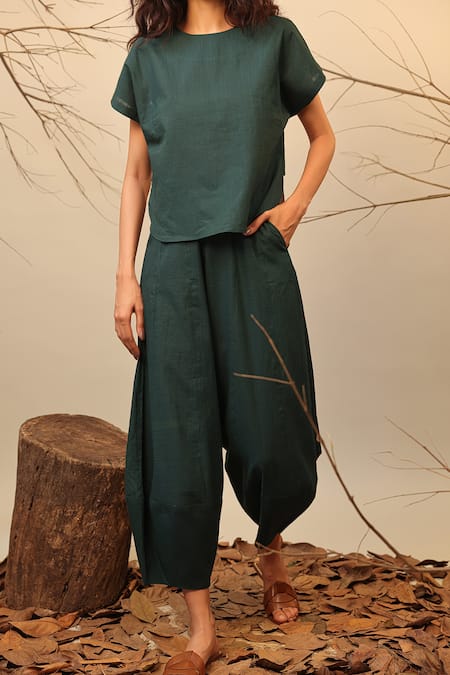 Buy MATI_1 Green Cotton Round Neck Color Block Kaftan Top Online at Aza Fashions Buy_MATI_1_Green Cotton Round Neck Color Block Kaftan Top _Online_at_Aza_Fashions