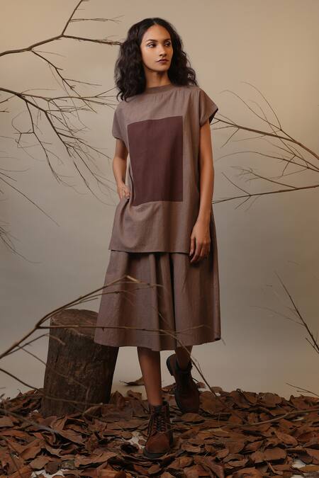 MATI_1 Beige Cotton Applique Round Neck Color Block Midi Dress Online at Aza Fashions MATI_1_Beige Cotton Applique Round Neck Color Block Midi Dress _Online_at_Aza_Fashions