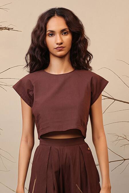 MATI_1 Brown Cotton Round Neck Solid Raglan Crop Top And Cowl Pant Set Online at Aza Fashions MATI_1_Brown Cotton Round Neck Solid Raglan Crop Top And Cowl Pant Set _Online_at_Aza_Fashions