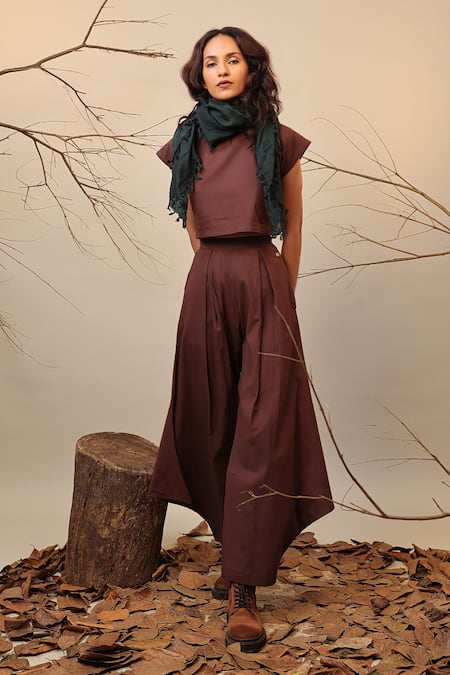 MATI_1 Brown Cotton Round Neck Solid Raglan Crop Top And Cowl Pant Set at Aza Fashions MATI_1_Brown Cotton Round Neck Solid Raglan Crop Top And Cowl Pant Set _at_Aza_Fashions