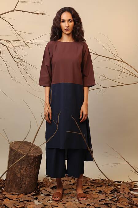 MATI_1_Blue Cotton Round Neck Color Block Asymmetric Tunic _Online_at_Aza_Fashions