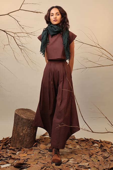 Buy MATI_1 Brown Cotton Box Pleated Cowl Pant Online at Aza Fashions Buy_MATI_1_Brown Cotton Box Pleated Cowl Pant _Online_at_Aza_Fashions
