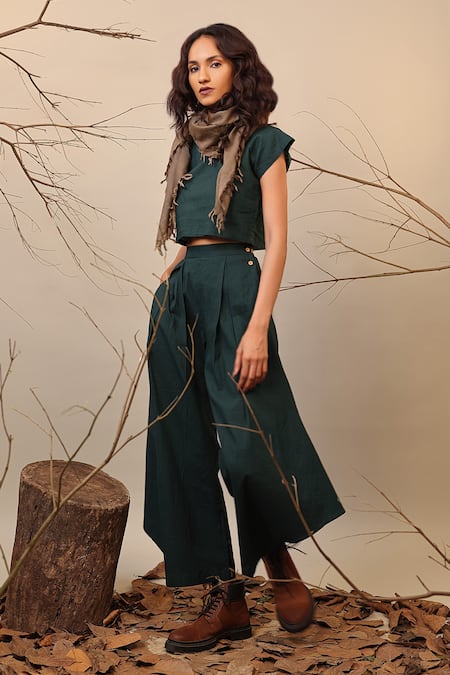 Shop MATI_1 Green Cotton Box Pleated Cowl Pant at Aza Fashions Shop_MATI_1_Green Cotton Box Pleated Cowl Pant _at_Aza_Fashions
