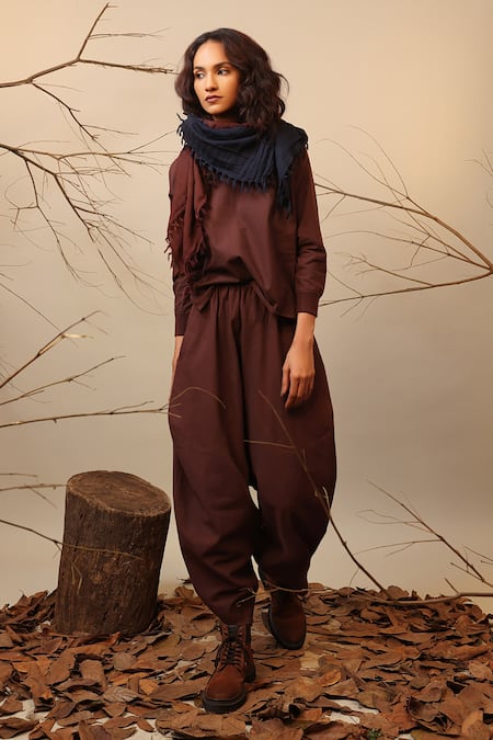 MATI_1 Brown Cotton High Neck Raglan Sleeve Top And Balloon Pant Set Online at Aza Fashions MATI_1_Brown Cotton High Neck Raglan Sleeve Top And Balloon Pant Set _Online_at_Aza_Fashions