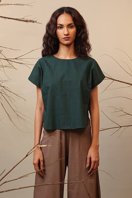 Mati Green Cotton Round Neck Color Block Top And Pant Set at Aza Fashions Mati_Green Cotton Round Neck Color Block Top And Pant Set _at_Aza_Fashions