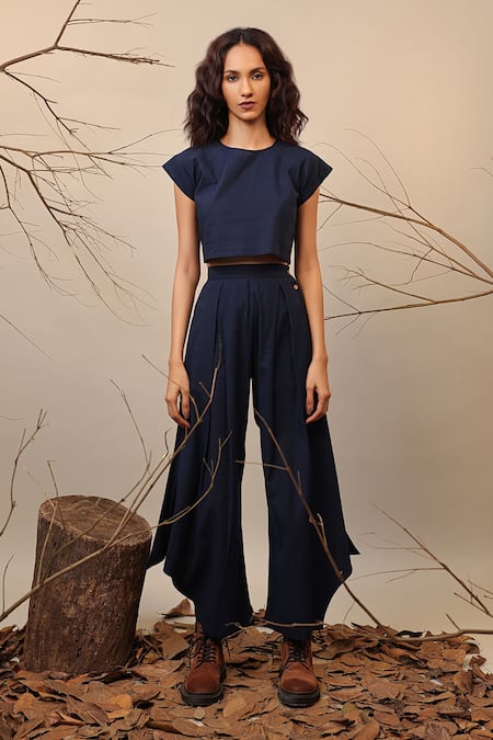 MATI_1 Blue Cotton Collared Solid Raglan Crop Top Online at Aza Fashions MATI_1_Blue Cotton Collared Solid Raglan Crop Top _Online_at_Aza_Fashions