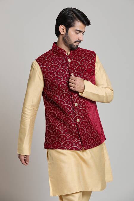 Shop_Arihant Rai Sinha_Maroon Velvet, Silk Embroidery, Sequins Thread Bundi Set _Online_at_Aza_Fashions