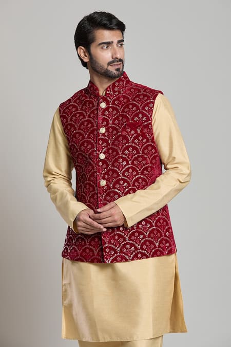 Arihant Rai Sinha_Maroon Velvet Embroidery, Sequins Floral Nehru Jacket _at_Aza_Fashions