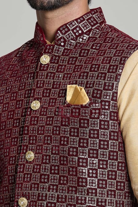 Arihant Rai Sinha_Maroon Velvet Sequins, Embroidery Nehru Jacket _at_Aza_Fashions