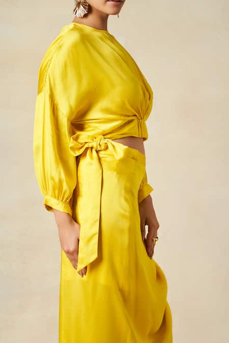 Gulabo By Abu Sandeep_Yellow Modal Collared Solid Blouson Top With Tie-up _Online_at_Aza_Fashions