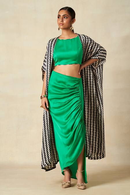 Gulabo By Abu Sandeep Green Silk Solid Gathered Skirt Online at Aza Fashions Gulabo By Abu Sandeep_Green Silk Solid Gathered Skirt _Online_at_Aza_Fashions