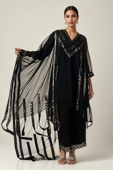 Gulabo By Abu Sandeep Black Viscose Sequins Geometric Embellished Dupatta Online at Aza Fashions Gulabo By Abu Sandeep_Black Viscose Sequins Geometric Embellished Dupatta _Online_at_Aza_Fashions