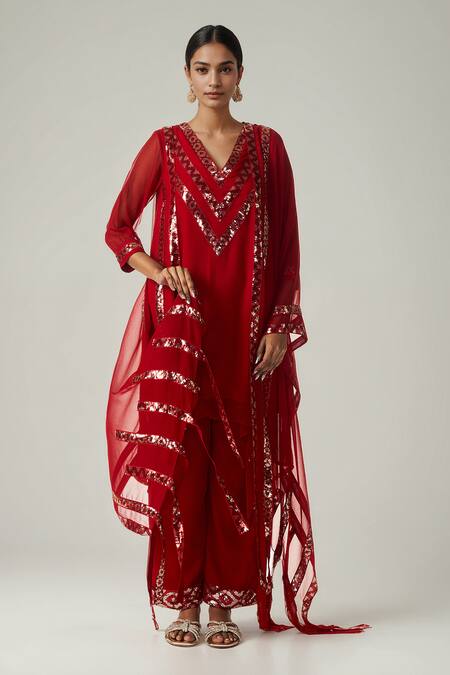 Buy Gulabo By Abu Sandeep Red Viscose Sequins Geometric Embellished Dupatta Online at Aza Fashions Buy_Gulabo By Abu Sandeep_Red Viscose Sequins Geometric Embellished Dupatta _Online_at_Aza_Fashions