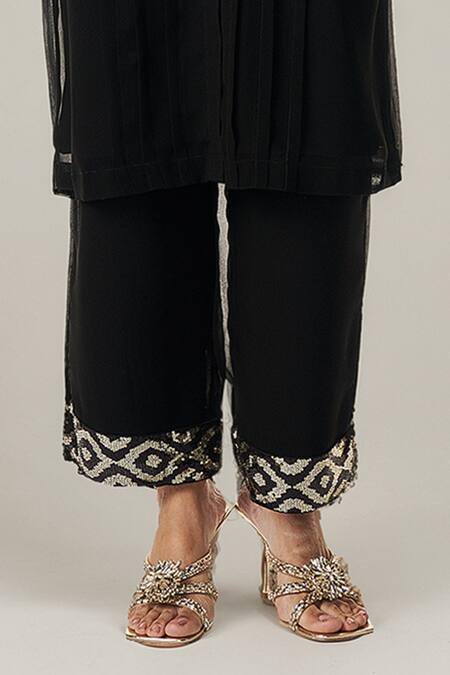 Gulabo By Abu Sandeep_Black Viscose Sequins Collared Geometric Embellished Kurta Set _Online_at_Aza_Fashions