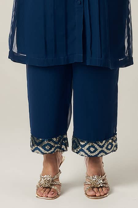 Gulabo By Abu Sandeep_Blue Viscose Sequins Collared Geometric Embellished Kurta Set _Online_at_Aza_Fashions