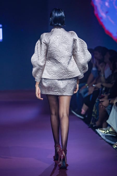 Pankaj & Nidhi Dusky Rose Quilted Short Skirt 