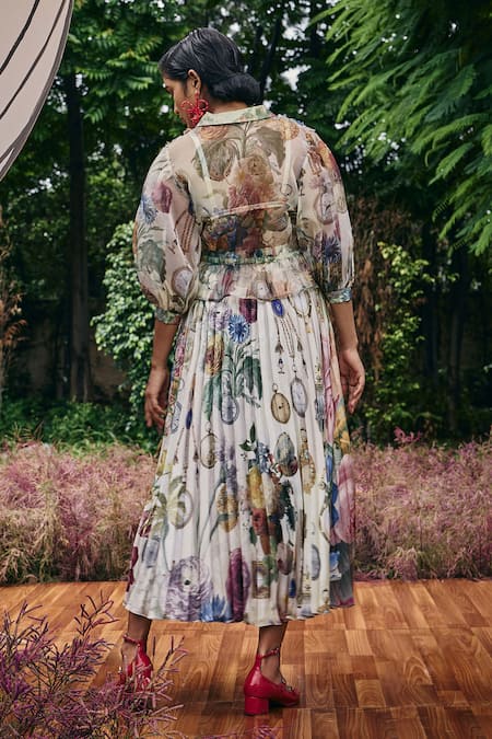 Pankaj & Nidhi Vintage Bloomy Print Top & Pleated Skirt 