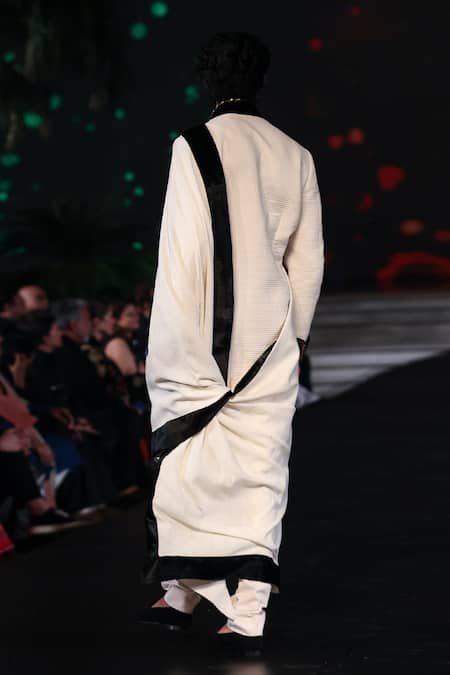 Rohit Bal Ivory Ribbed Sherwani With Stole 