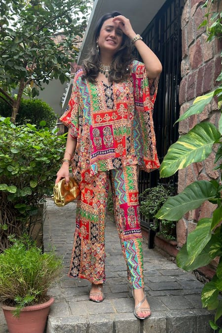 Tasuvure Indes Multi Color Georgette Embroidery, Glitter V-neck Asymmetric Patchwork Kaftan Set Online at Aza Fashions Tasuvure Indes_Multi Color Georgette Embroidery, Glitter V-neck Asymmetric Patchwork Kaftan Set_Online_at_Aza_Fashions