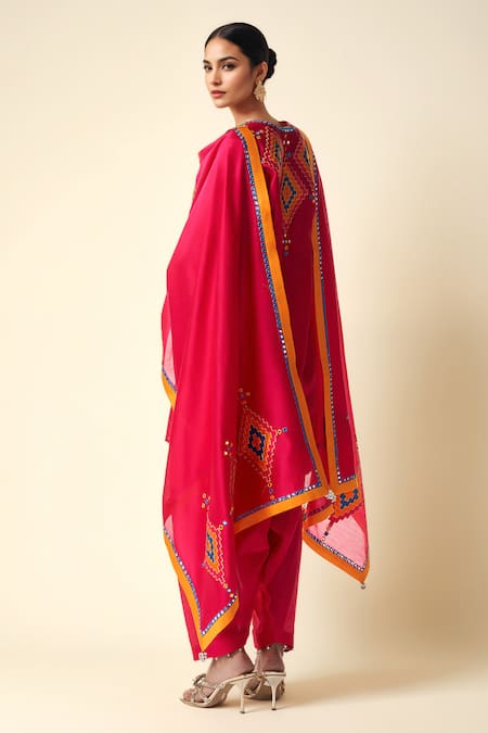 Gulabo By Abu Sandeep Ikat Abla Embroidered Pink Kurta 
