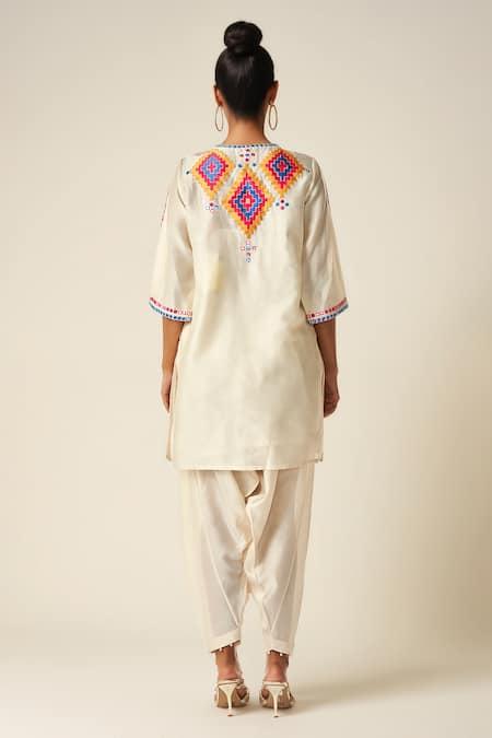 Gulabo By Abu Sandeep Ghungroo Embellished Salwar 