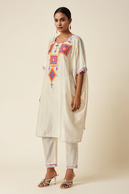 Shop Gulabo By Abu Sandeep Off White Chanderi Mirrors, Embroidery Round Neck Ikat Applique Kaftan at Aza Fashions Shop_Gulabo By Abu Sandeep_Off White Chanderi Mirrors, Embroidery Round Neck Ikat Applique Kaftan _at_Aza_Fashions
