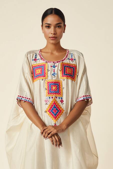 Gulabo By Abu Sandeep Off White Chanderi Mirrors, Embroidery Round Neck Ikat Applique Kaftan Online at Aza Fashions Gulabo By Abu Sandeep_Off White Chanderi Mirrors, Embroidery Round Neck Ikat Applique Kaftan _Online_at_Aza_Fashions