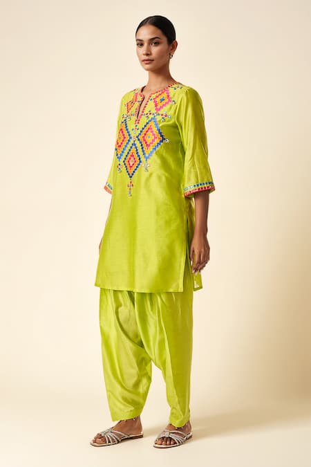 Gulabo By Abu Sandeep Green Chanderi Mirrors, Embroidery Open Neck Ikat Applique Motif Kurta Online at Aza Fashions Gulabo By Abu Sandeep_Green Chanderi Mirrors, Embroidery Open Neck Ikat Applique Motif Kurta _Online_at_Aza_Fashions