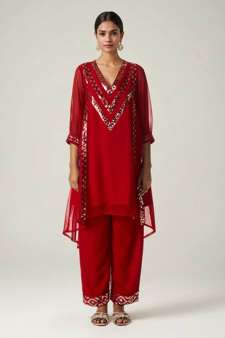 Gulabo By Abu Sandeep_Red Viscose, Georgette Sequins, Embroidery Round Geometric Asymmetric Kurta Set _at_Aza_Fashions