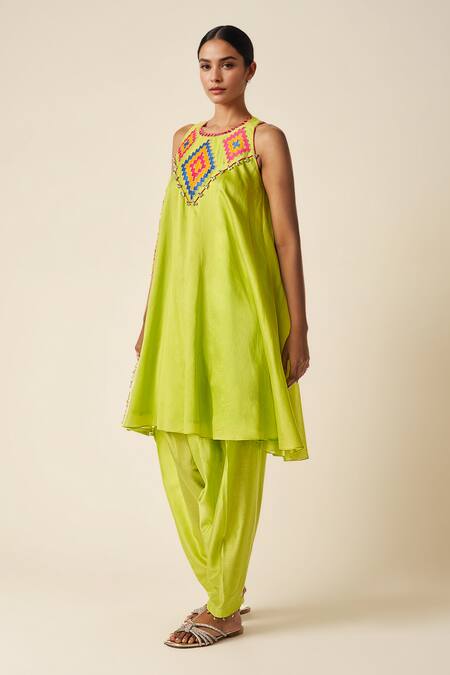 Shop_Gulabo By Abu Sandeep_Green Chanderi Embroidery Round Neck Ikat Applique A-line Kurta _Online_at_Aza_Fashions