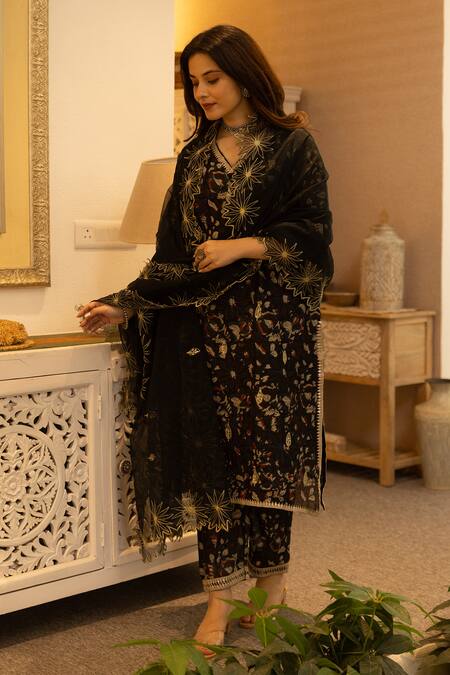 ASRUMO_Black Chanderi, Organza Embroidery V-neck Floral Zari Kurta Pant Set_at_Aza_Fashions