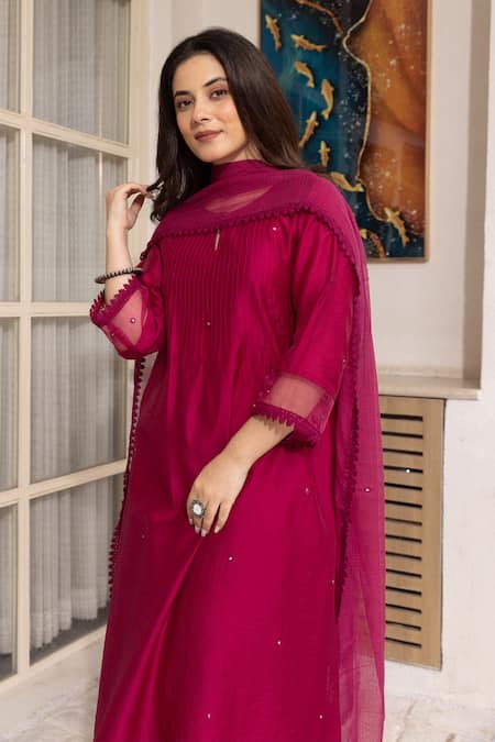 Shop ASRUMO Pink Chanderi, Doriya Mirrors Keyhole Neck Embroidered Kurta Pant Set Online at Aza Fashions Shop_ASRUMO_Pink Chanderi, Doriya Mirrors Keyhole Neck Embroidered Kurta Pant Set _Online_at_Aza_Fashions