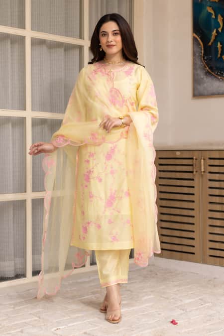 ASRUMO Yellow Chanderi, Organza Embroidery Round Neck Floral Thread Kurta Pant Set at Aza Fashions ASRUMO_Yellow Chanderi, Organza Embroidery Round Neck Floral Thread Kurta Pant Set _at_Aza_Fashions