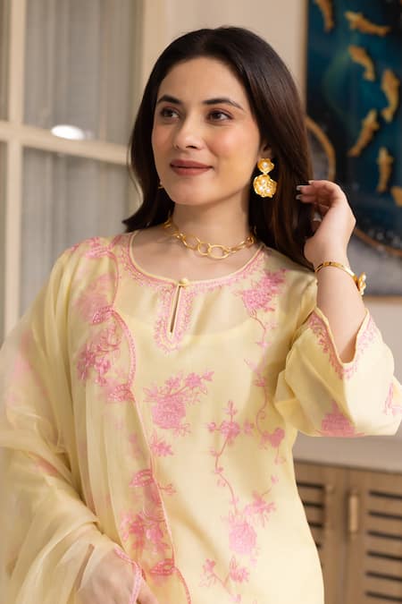 Buy ASRUMO Yellow Chanderi, Organza Embroidery Round Neck Floral Thread Kurta Pant Set Buy_ASRUMO_Yellow Chanderi, Organza Embroidery Round Neck Floral Thread Kurta Pant Set